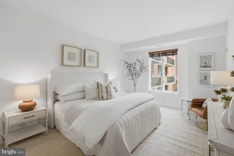 $585,000 | 8101 Connecticut Avenue, Unit S405, Chevy Chase, MD 20815