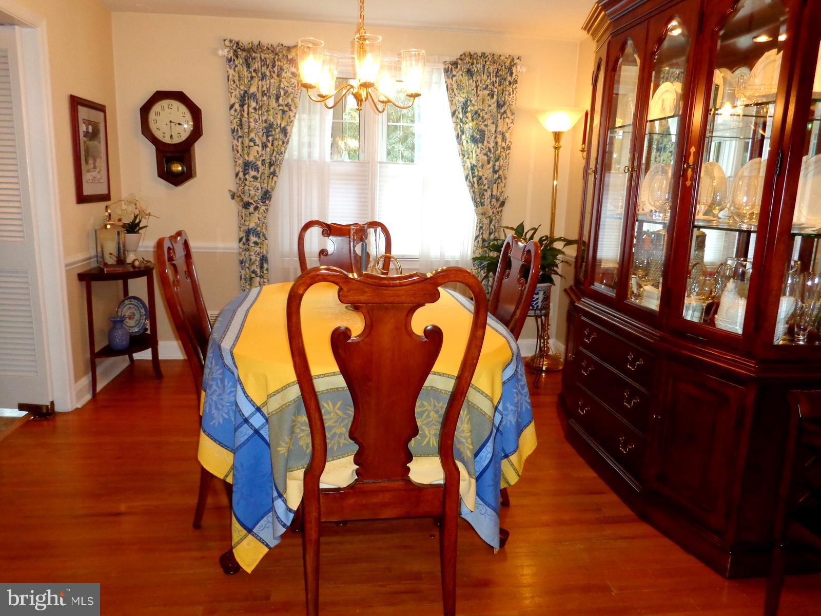 8620 Drumwood Road Baltimore, MD 21286 - Photo 6 of 24 Dining Room