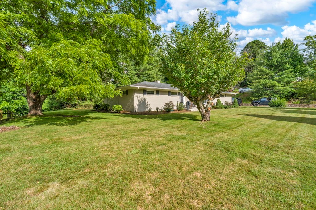 443 Dogwood Road Boone, NC 28607 - Photo 32 of 33