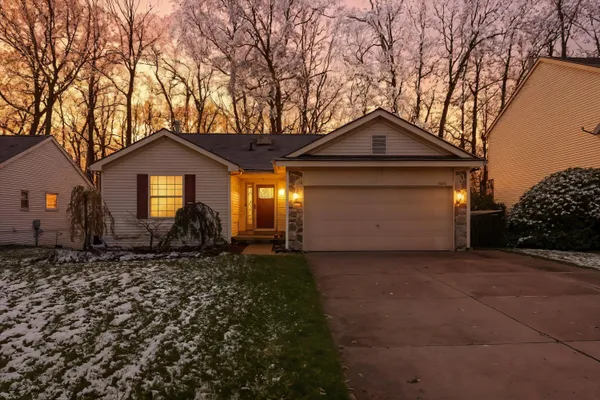 $326,000 | 1623 Andover Boulevard, Howell, MI 48843
