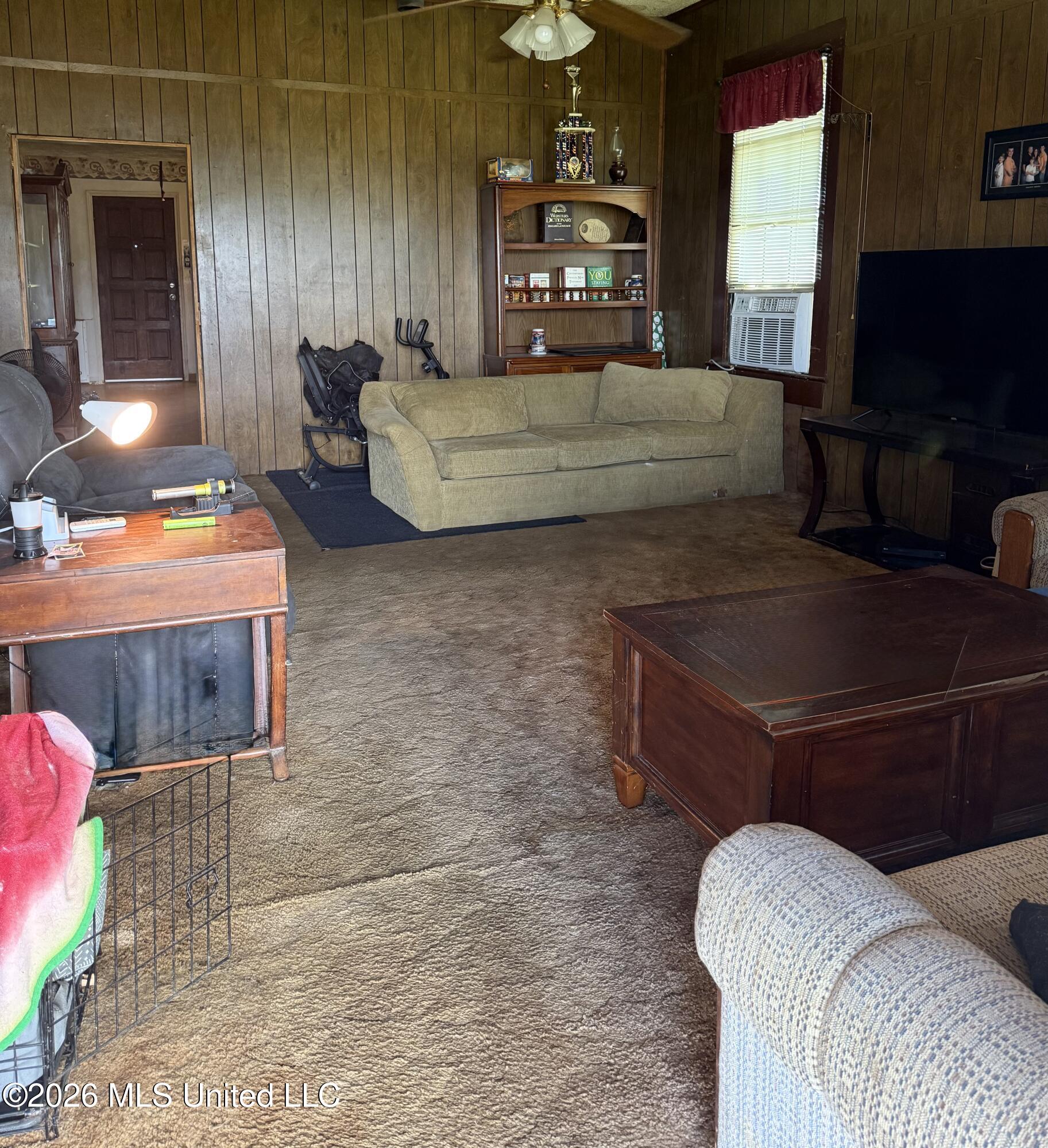 169 Bankhead Lane Crystal Springs, MS 39059 - Photo 6 of 15 IMG_1805