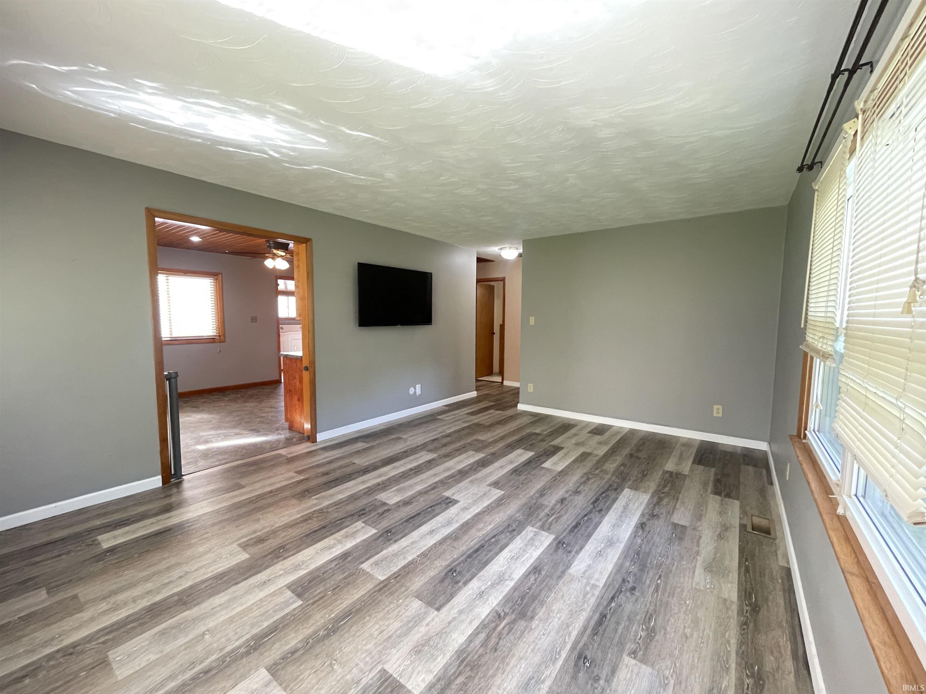 115 8th Street Covington, IN 47932 - Photo 10 of 19