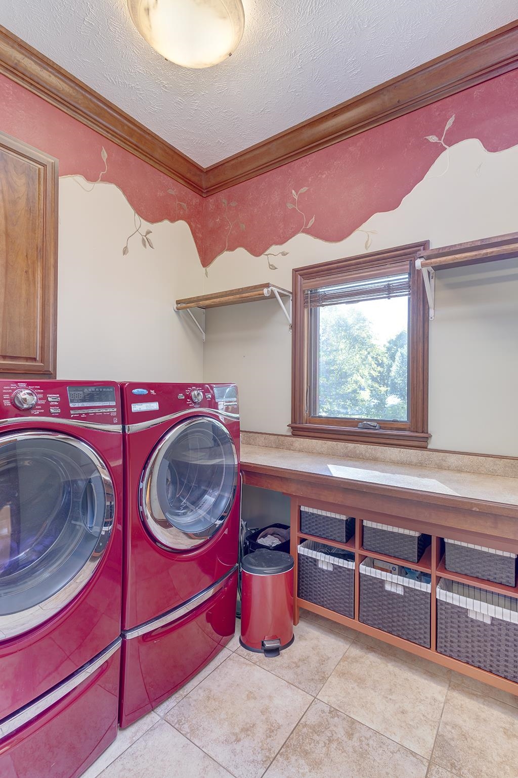 7417 Winding Way Roscoe, IL 61073 - Photo 13 of 40 a kitchen with a stove top oven and sink