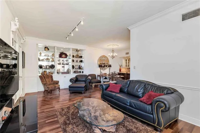 $499,000 | 330 Morgan Street, Unit 501, New Orleans, LA 70114