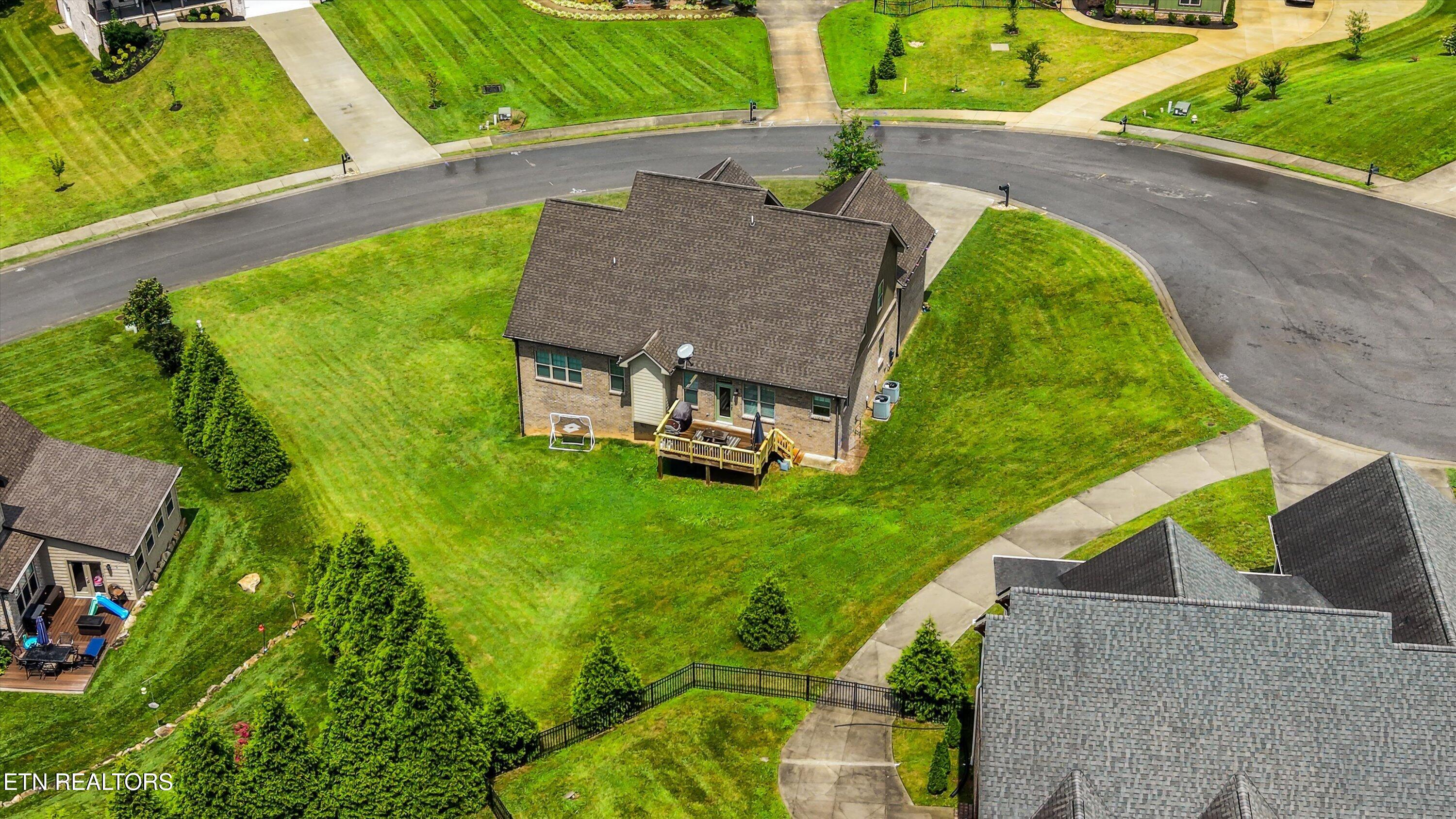 108 Creek View Court Oak Ridge, TN 37830 - Photo 39 of 60 49-108 Creek View Ct 51