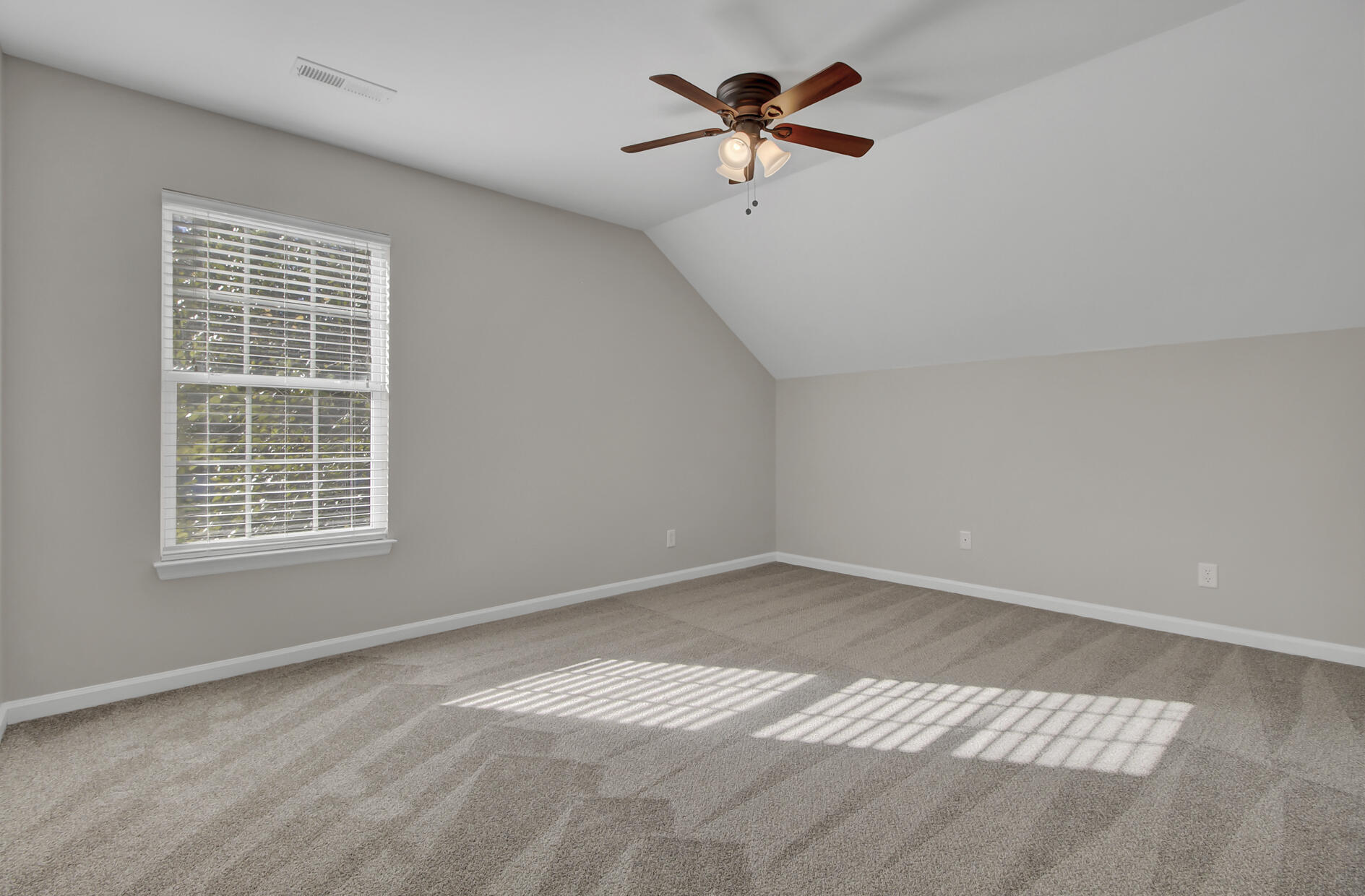 4868 Oak Leaf Road Summerville, SC 29485 - Photo 27 of 40 29