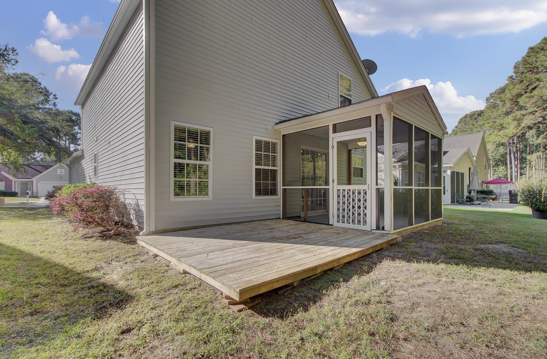 4868 Oak Leaf Road Summerville, SC 29485 - Photo 30 of 40 32