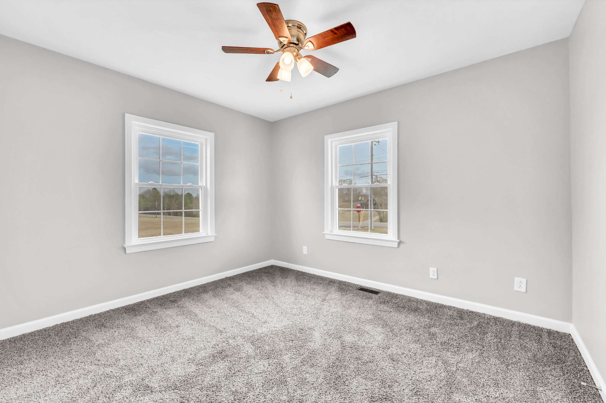 3436 State Highway 48 Cunningham, TN 37052 - Photo 27 of 45 a view of an empty room with a window