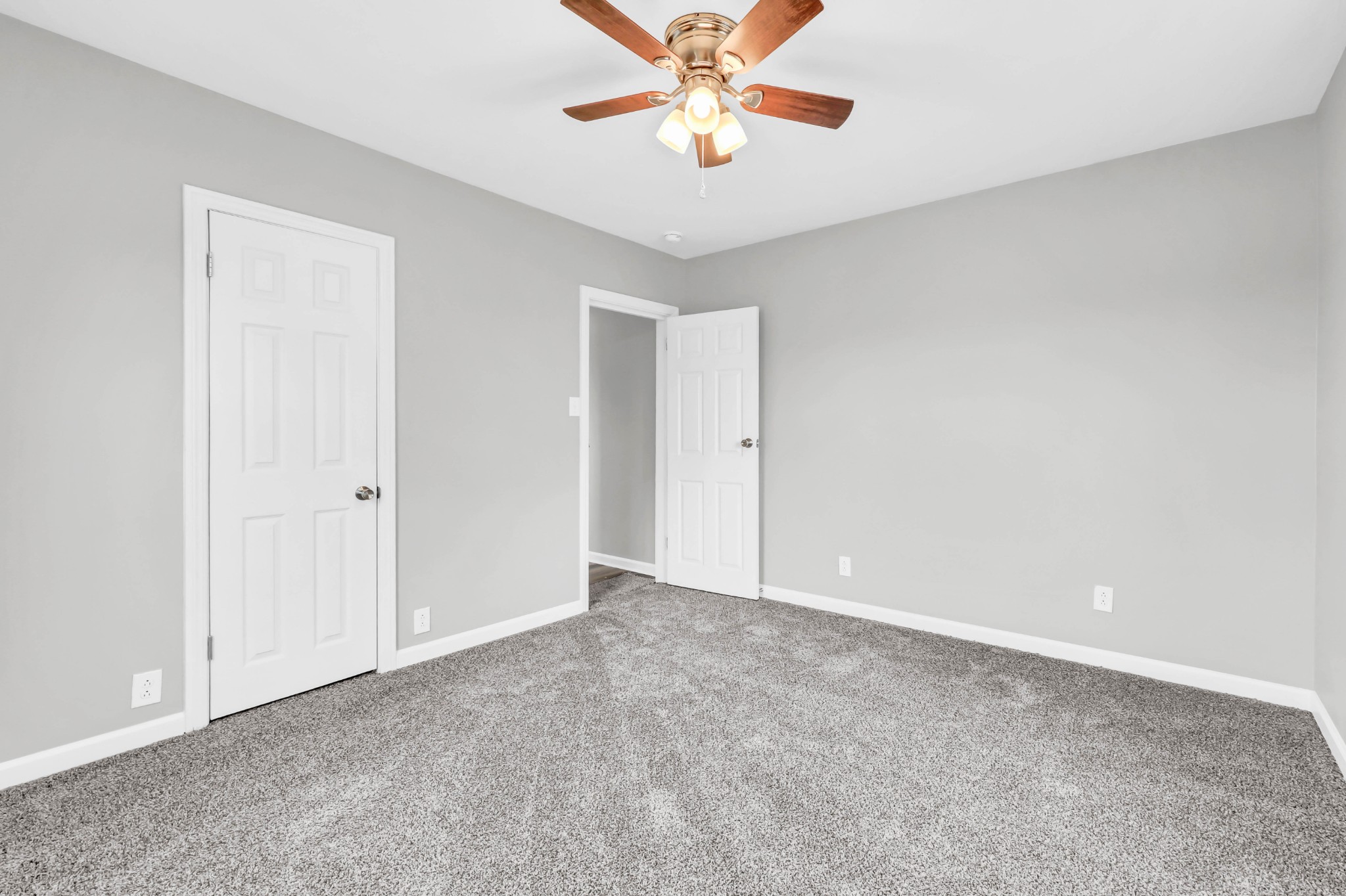 3436 State Highway 48 Cunningham, TN 37052 - Photo 31 of 45 a view of an empty room and chandelier fan