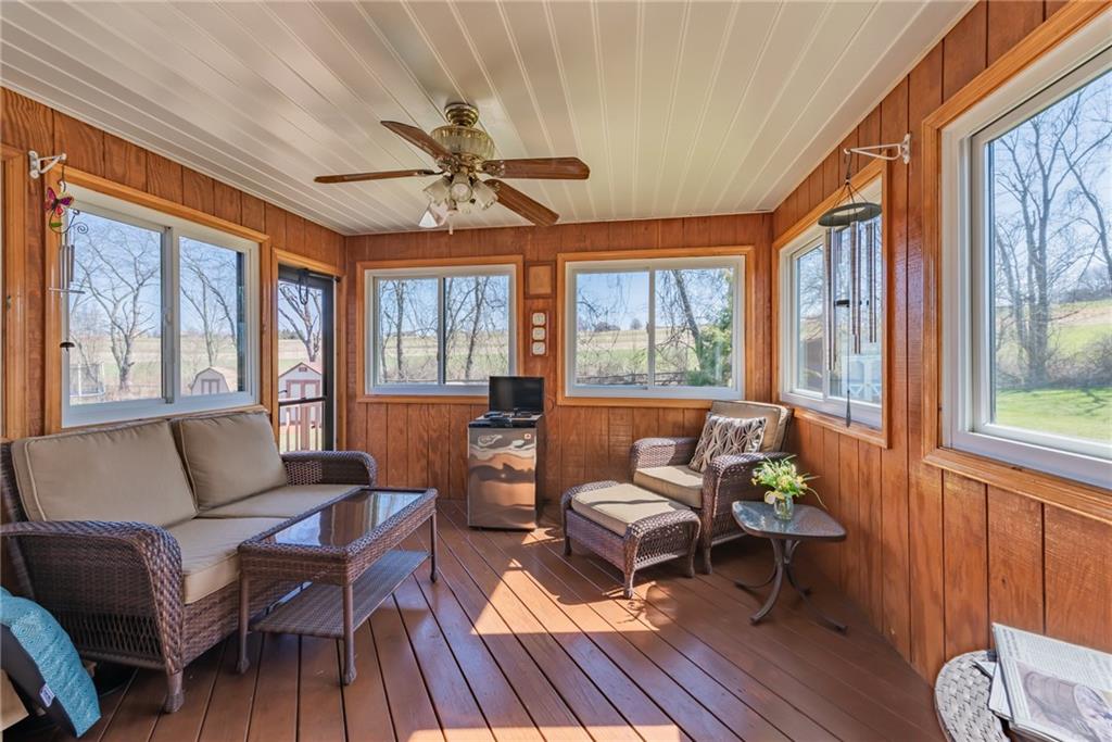 118 Rizzi Drive Irwin, PA 15642 - Photo 11 of 25