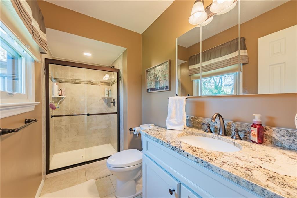 118 Rizzi Drive Irwin, PA 15642 - Photo 13 of 25