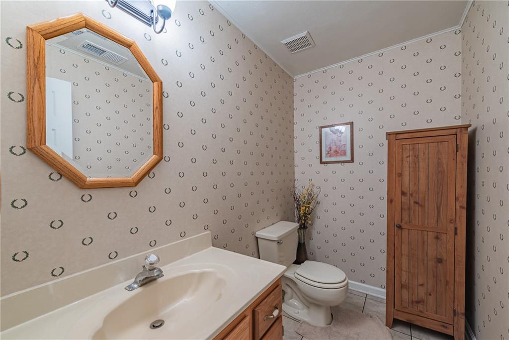 118 Rizzi Drive Irwin, PA 15642 - Photo 19 of 25