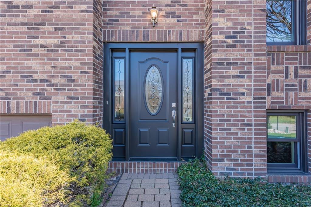 118 Rizzi Drive Irwin, PA 15642 - Photo 3 of 25