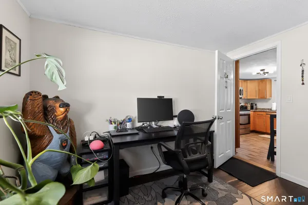 $299,900 | 1 Crescent Beach Drive, Enfield, CT 06082