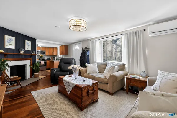 $299,900 | 1 Crescent Beach Drive, Enfield, CT 06082