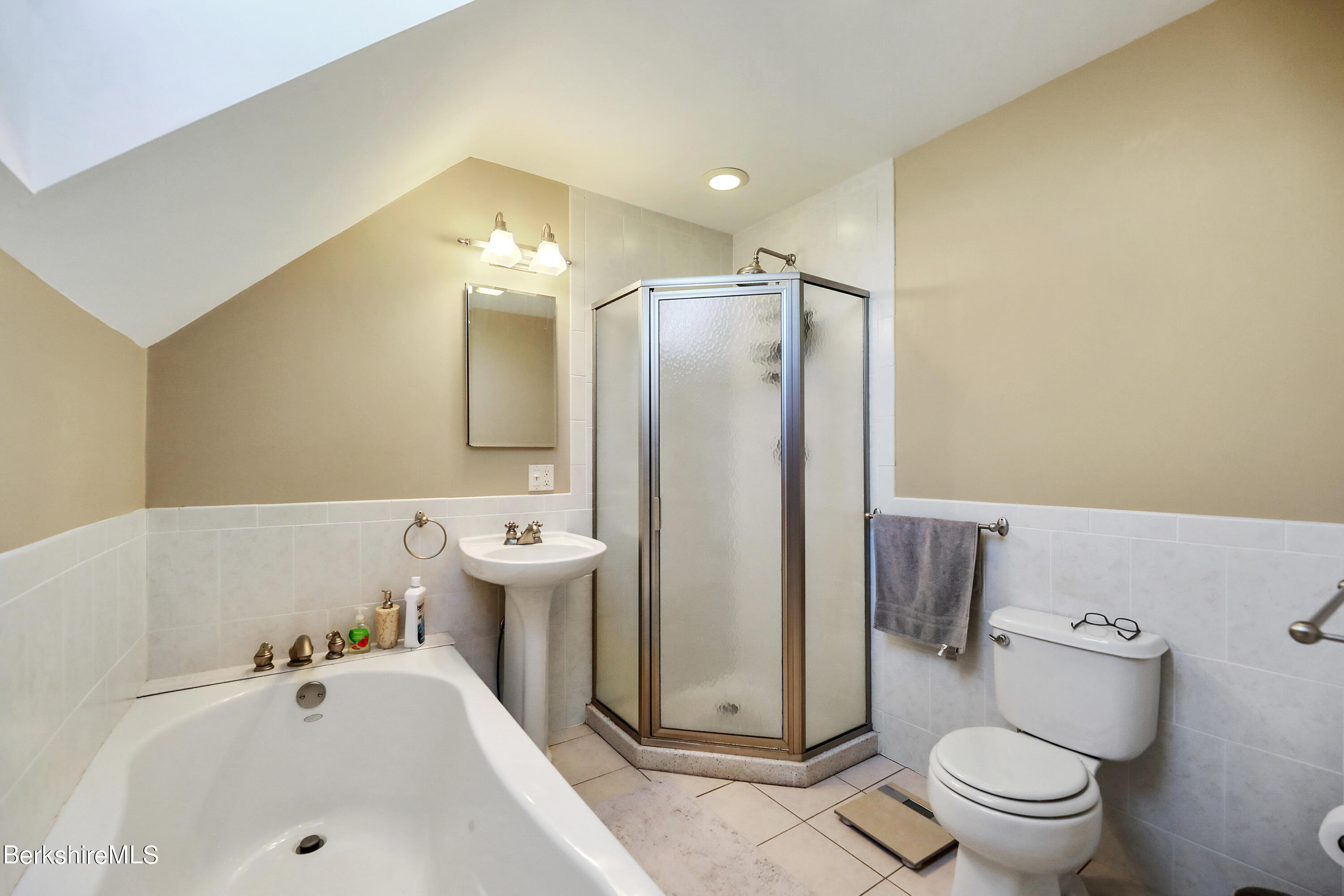 1136 Notch Road North Adams, MA 01247 - Photo 31 of 45 Full bath up