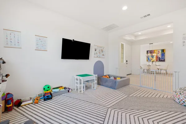 $5,000 | 81890 Via Encinitas, La Quinta, CA 92253
