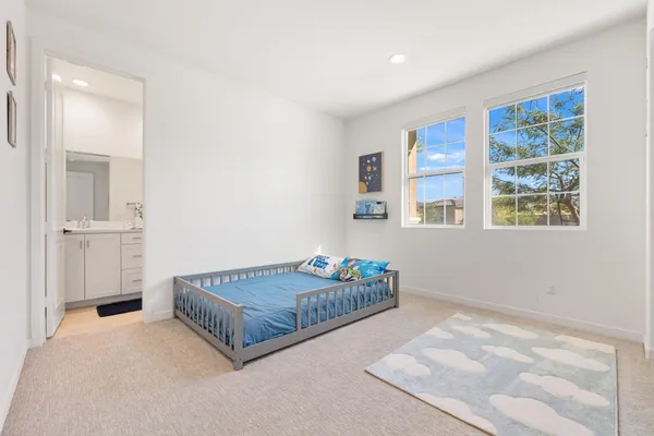 $5,000 | 81890 Via Encinitas, La Quinta, CA 92253