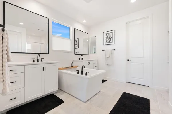 $5,000 | 81890 Via Encinitas, La Quinta, CA 92253