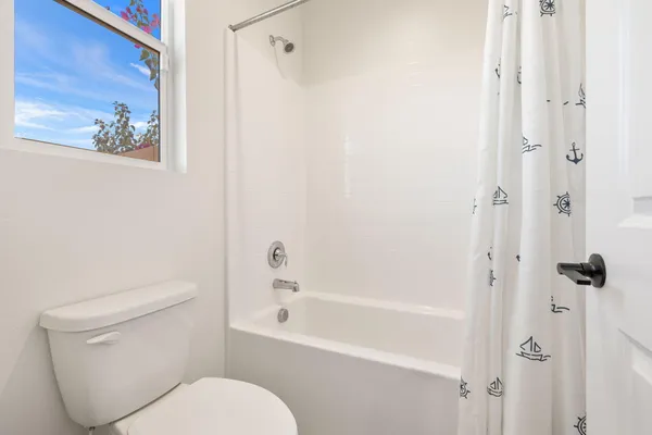 $5,000 | 81890 Via Encinitas, La Quinta, CA 92253