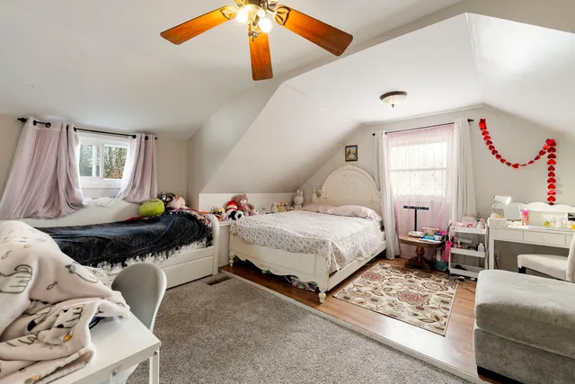 $265,000 | 208 Redwood Avenue, New Lenox, IL 60451