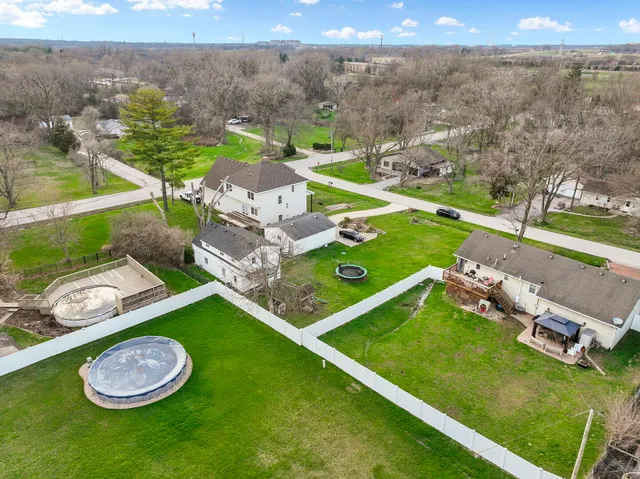 $265,000 | 208 Redwood Avenue, New Lenox, IL 60451