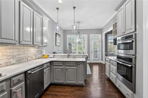 $750,000 | 4623 Ivy Gate Circle Southeast, Atlanta, GA 30339
