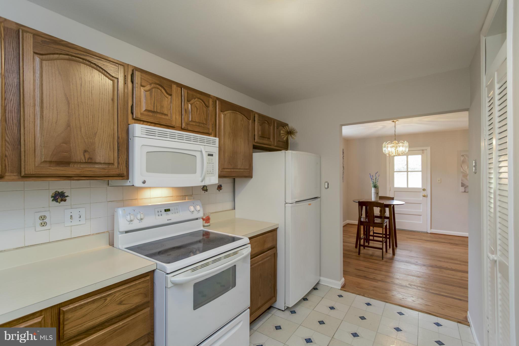 4002 Shaler Drive Silver Spring, MD 20902 - Photo 9 of 30 Kitchen