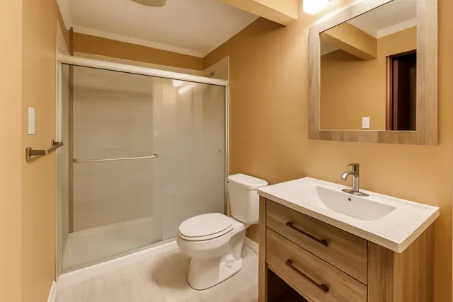 $225,000 | 1243 East Baldwin Lane, Unit 211, Palatine, IL 60074