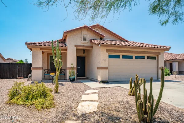$480,000 | 3113 West Mark Lane, Phoenix, AZ 85083