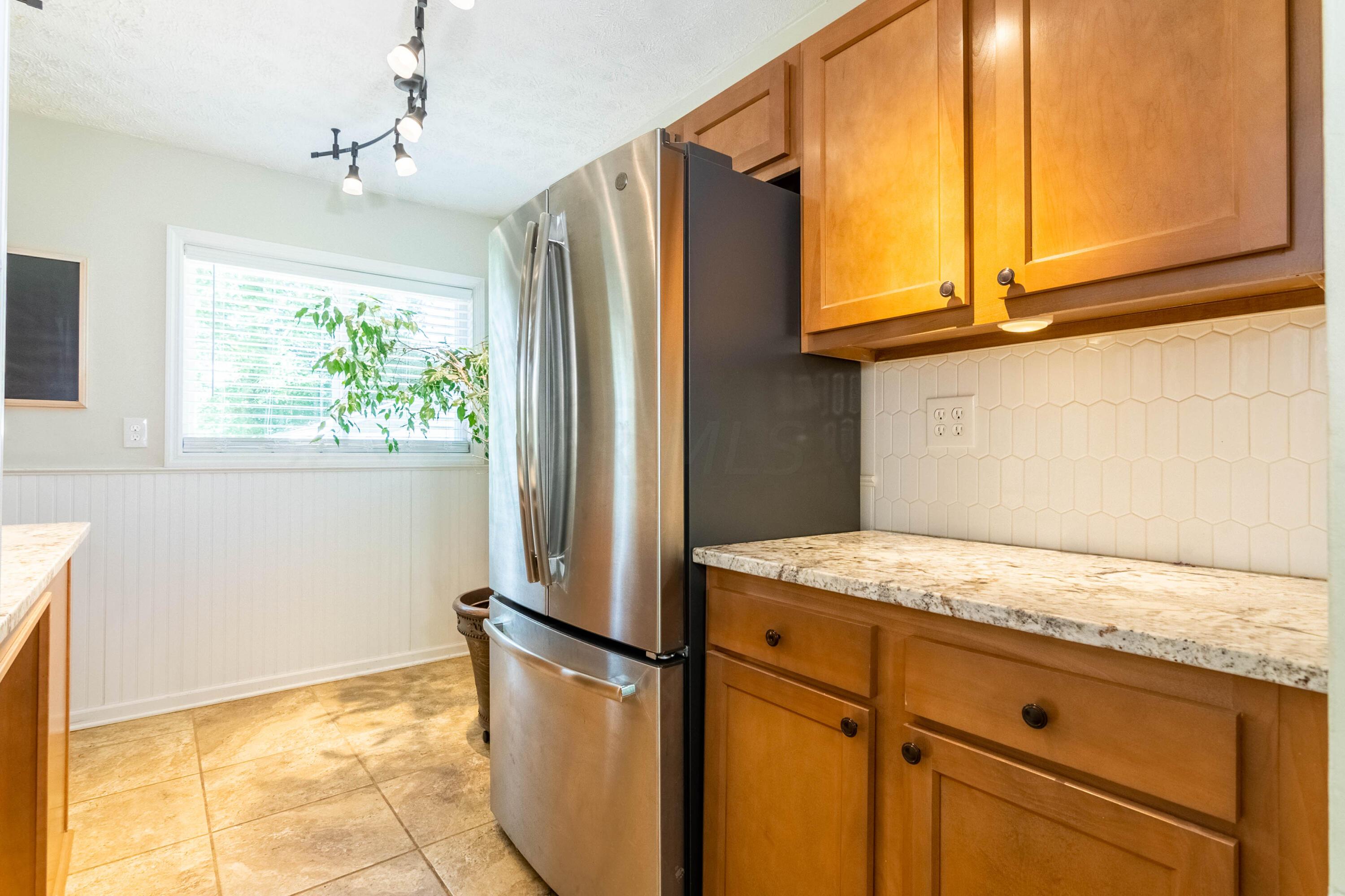 2522 Nottingham Road Columbus, OH 43221 - Photo 10 of 44 DSC_6345-HDR