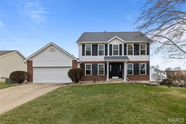 $439,900 | 38 Hidden Hills Drive, St. Charles, MO 63303