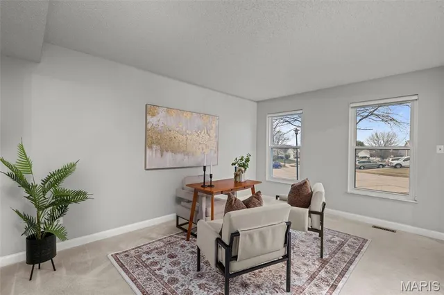 $439,900 | 38 Hidden Hills Drive, St. Charles, MO 63303