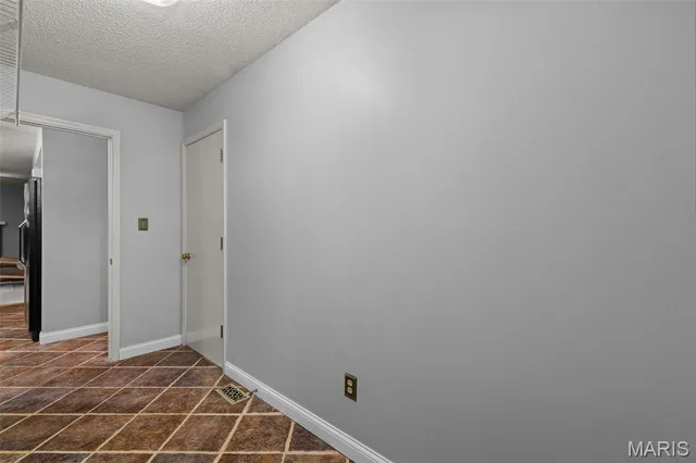 $439,900 | 38 Hidden Hills Drive, St. Charles, MO 63303