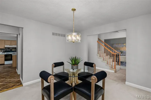 $439,900 | 38 Hidden Hills Drive, St. Charles, MO 63303