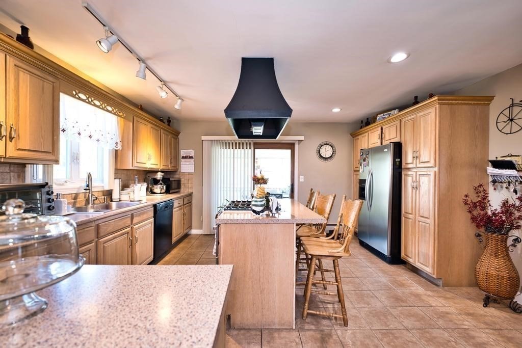 70 River Road Somerset, MA 02725 - Photo 11 of 42