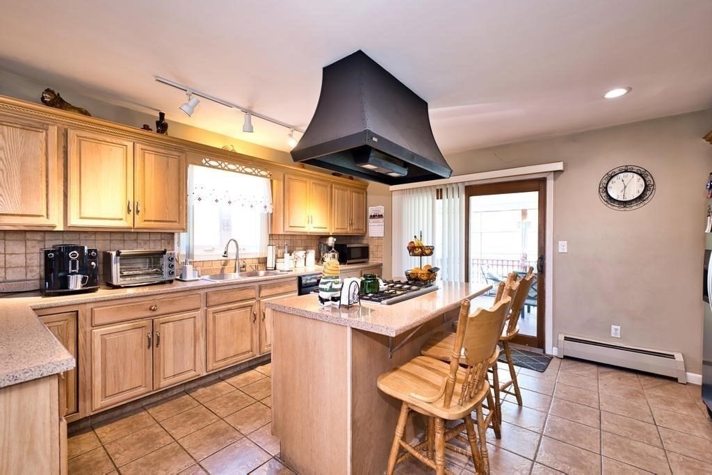 70 River Road Somerset, MA 02725 - Photo 12 of 42