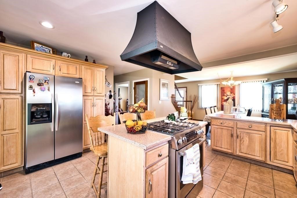 70 River Road Somerset, MA 02725 - Photo 15 of 42