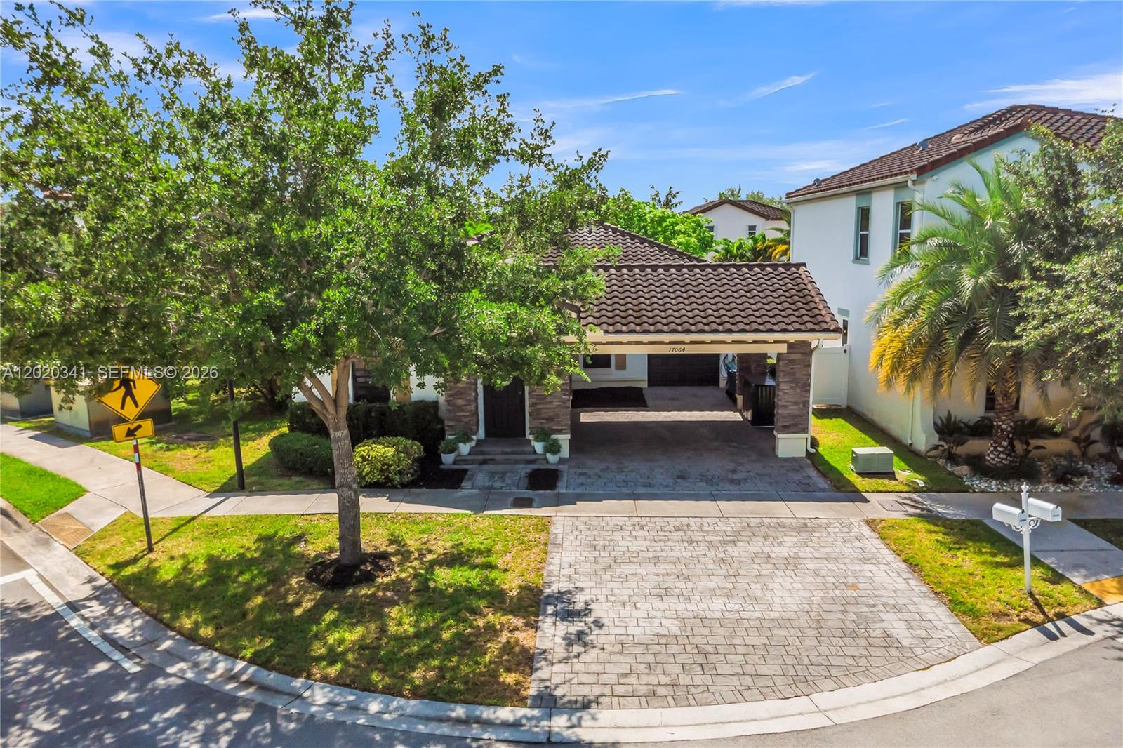 17064 Southwest 90th Way Miami, FL 33196 - Photo 33 of 36