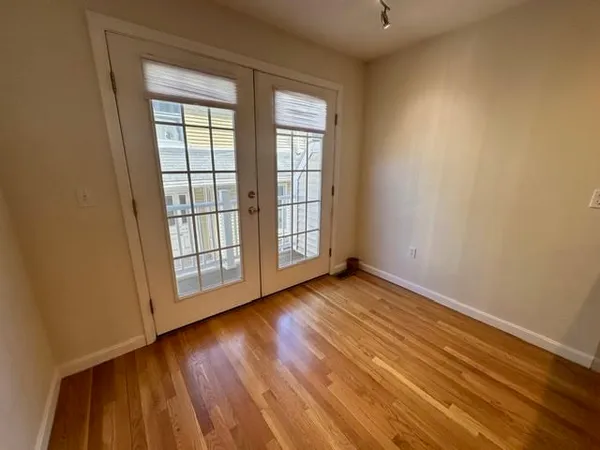 $3,100 | 47 Alder Street, Unit 4, Waltham, MA 02453