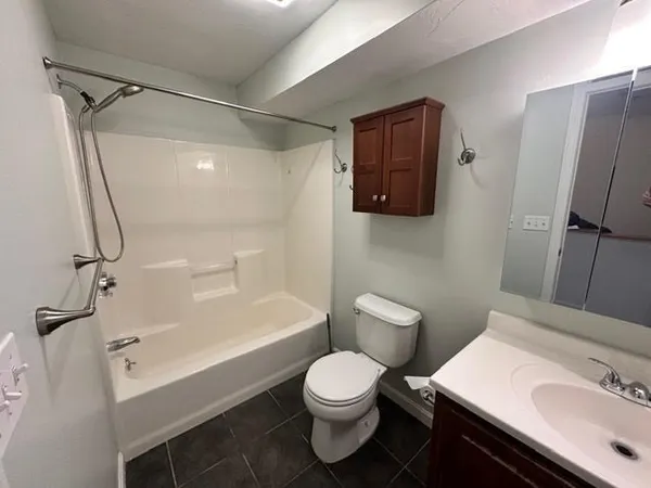 $3,100 | 47 Alder Street, Unit 4, Waltham, MA 02453