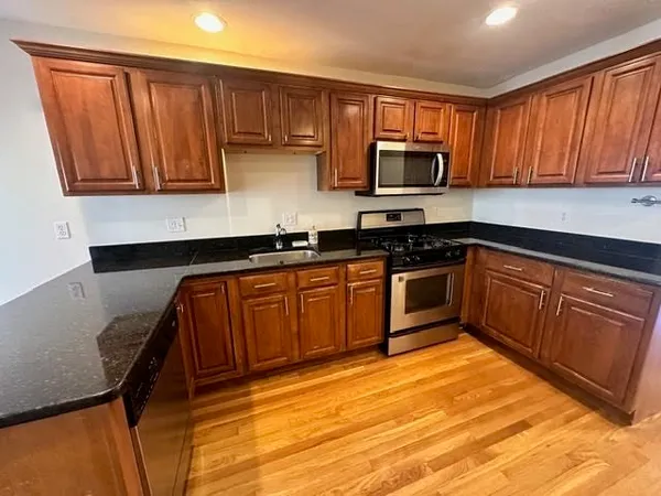 $3,100 | 47 Alder Street, Unit 4, Waltham, MA 02453