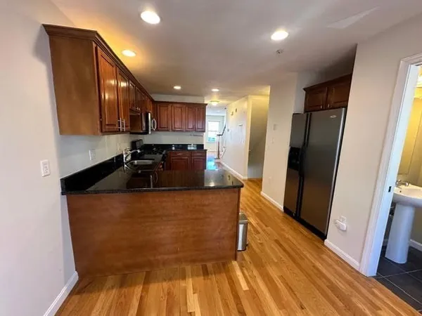 $3,100 | 47 Alder Street, Unit 4, Waltham, MA 02453