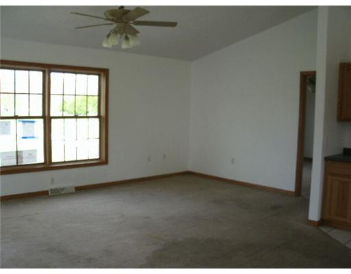 1100 Greenfield Road Mercer, PA 16137 - Photo 4 of 9 Living Room.