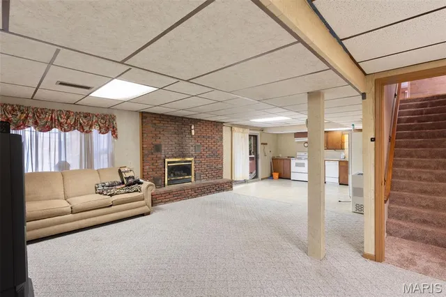 $345,000 | 1641 Lake Shore Drive, Owensville, MO 65066