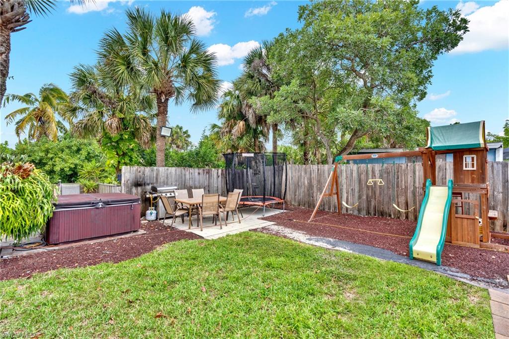 4587 25th Court Southwest Naples, FL 34116 - Photo 39 of 50