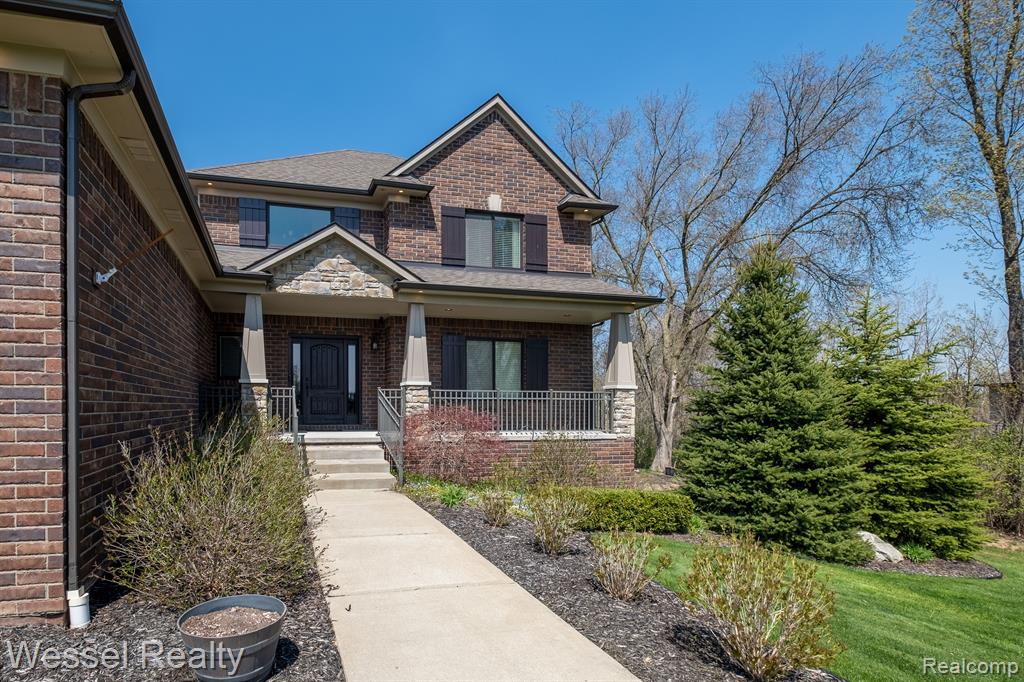 8217 Tamarack Lane Romeo, MI 48065 - Photo 6 of 43