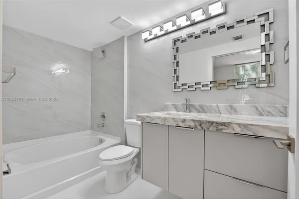 $457,500 | 2401 Northeast 65th Street, Unit 205, Fort Lauderdale, FL 33308