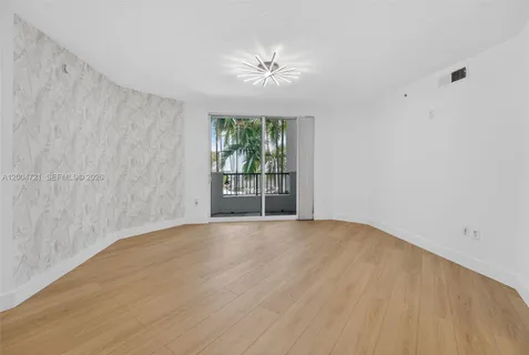 $457,500 | 2401 Northeast 65th Street, Unit 205, Fort Lauderdale, FL 33308