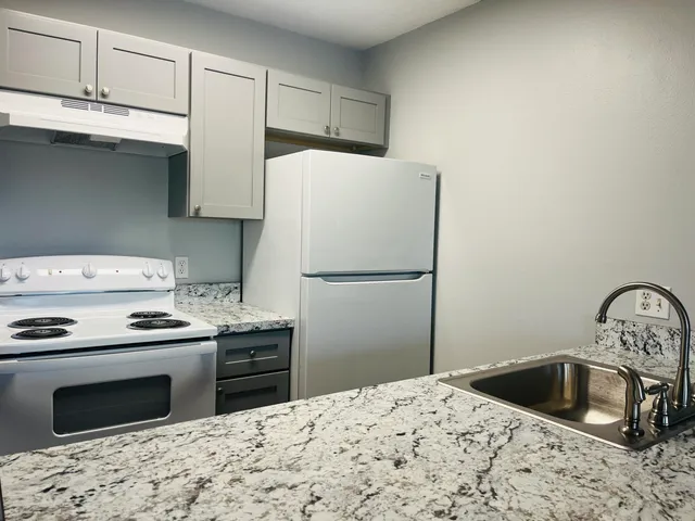 $1,050 | 225 South Tropical Trail, Unit 717, Merritt Island, FL 32952